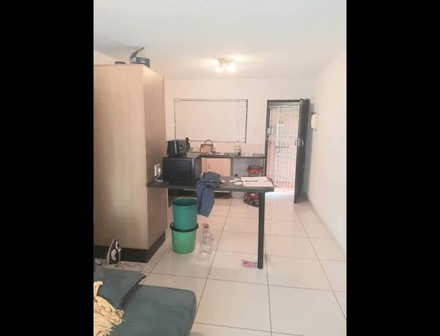 2 BEDROOM APARTMENT FOR SALE IN MONTCLAIR